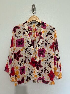 Ideology 100% silk Cream Floral Tie-Front V-Neck Blouse with sequins